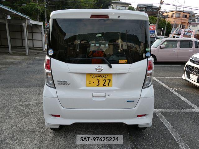 Nissan DAYZ ROOX 2016-02 8335564-5