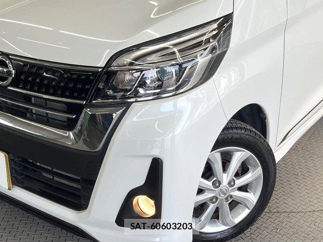 Nissan DAYZ ROOX 2017-11 8354301-8