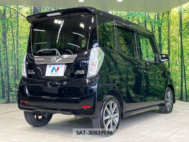 Nissan DAYZ ROOX 2017-08 8354305-16