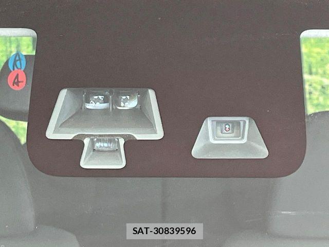Nissan DAYZ ROOX 2017-08 8354305-4