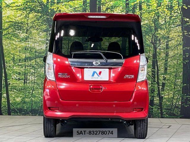 Nissan DAYZ ROOX 2018-09 8354306-14