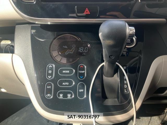 Nissan DAYZ ROOX 2015-09 8354308-19