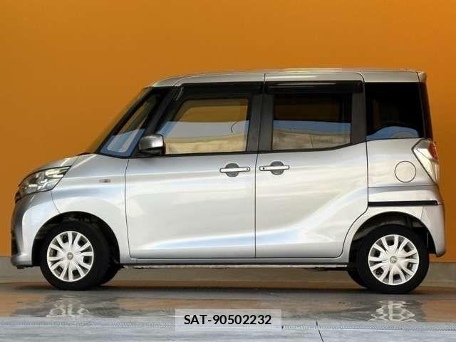 Nissan DAYZ ROOX 2017-04 8365563-5