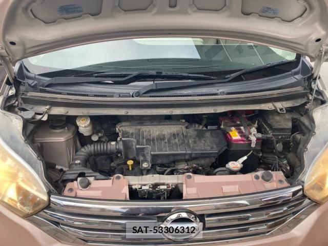 Nissan DAYZ ROOX 2015-06 8365572-14