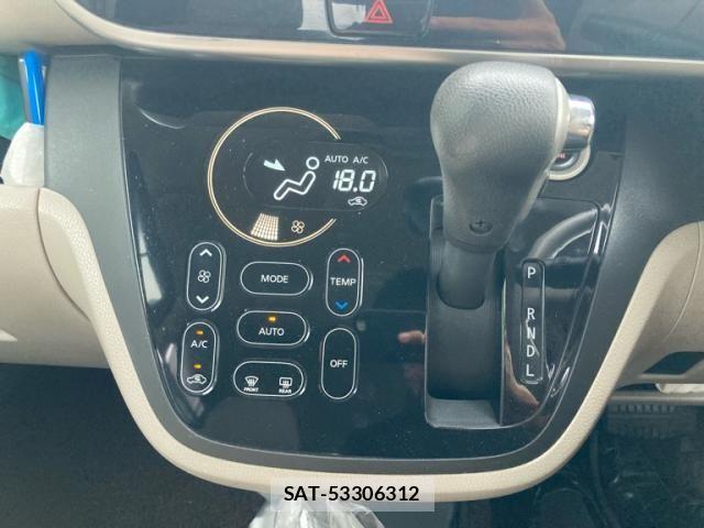 Nissan DAYZ ROOX 2015-06 8365572-18