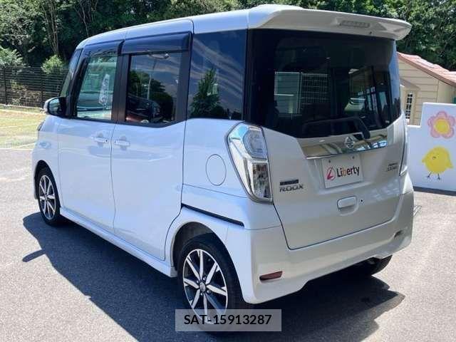Nissan DAYZ ROOX 2017-07 8365538-10