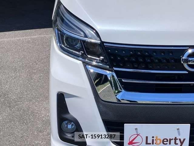 Nissan DAYZ ROOX 2017-07 8365538-15