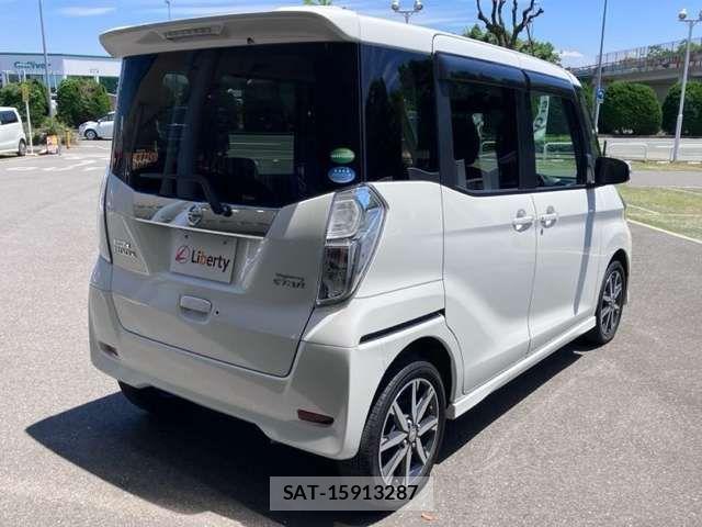 Nissan DAYZ ROOX 2017-07 8365538-8