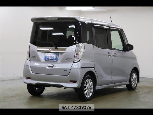 Nissan DAYZ ROOX 2017-02 8365558-18