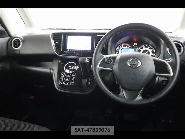 Nissan DAYZ ROOX 2017-02 8365558-1