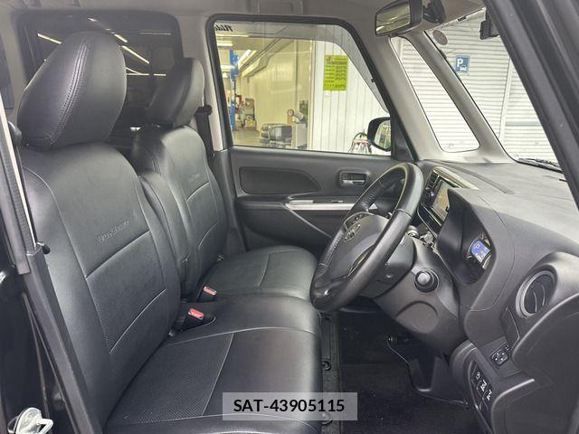 Nissan DAYZ ROOX 2014-05 8365571-10
