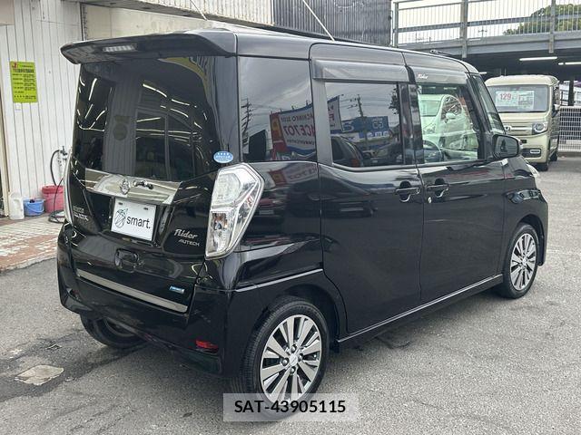Nissan DAYZ ROOX 2014-05 8365571-6
