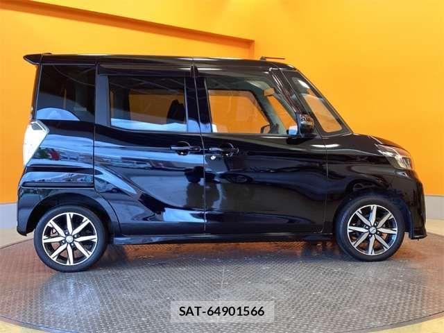 Nissan DAYZ ROOX 2018-03 8365537-7