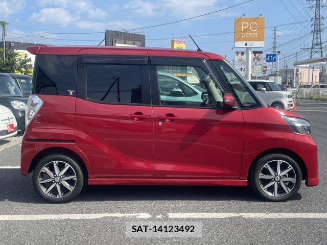 Nissan DAYZ ROOX 2018-07 8365556-12