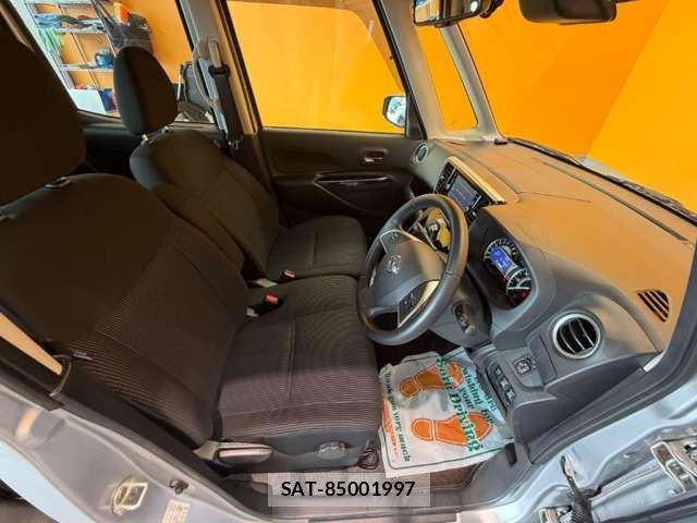 Nissan DAYZ ROOX 2017-09 8365539-18