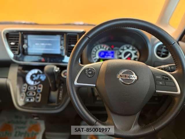 Nissan DAYZ ROOX 2017-09 8365539-1
