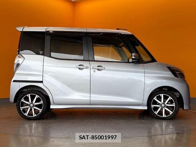 Nissan DAYZ ROOX 2017-09 8365539-7