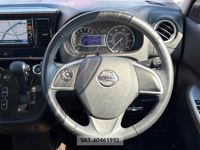 Nissan DAYZ ROOX 2015-06 8365561-26