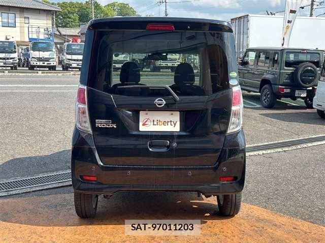 Nissan DAYZ ROOX 2019-02 8365546-9