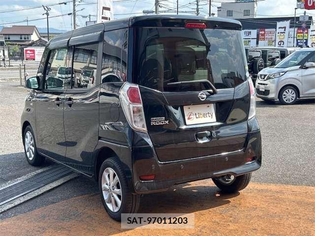 Nissan DAYZ ROOX 2019-02 8365546-10