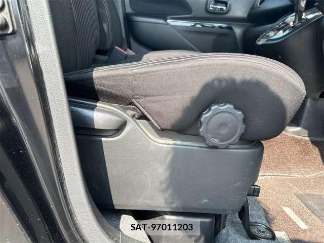 Nissan DAYZ ROOX 2019-02 8365546-19