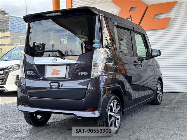 Nissan DAYZ ROOX 2017-03 8371600-12