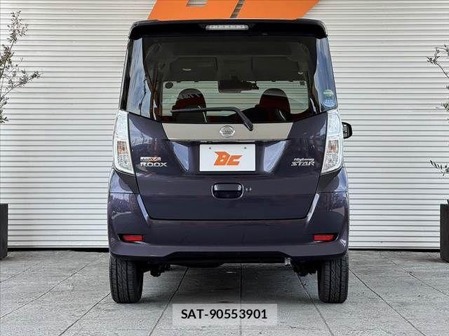 Nissan DAYZ ROOX 2017-03 8371600-13