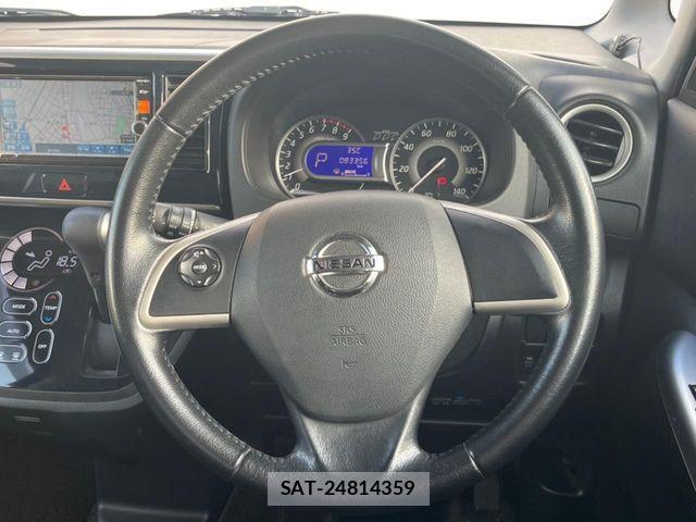 Nissan DAYZ ROOX 2014-08 8524366-11