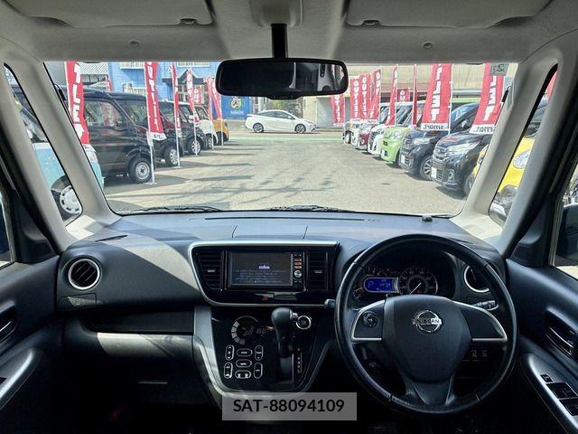 Nissan DAYZ ROOX 2014-02 8561684-9