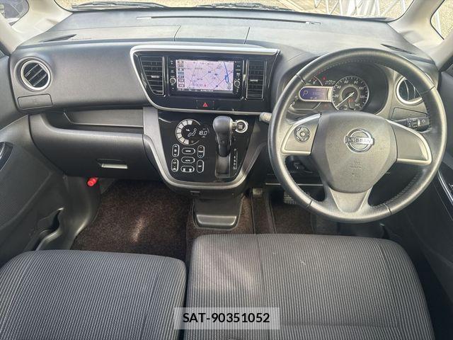 Nissan DAYZ ROOX 2017-09 8561682-10