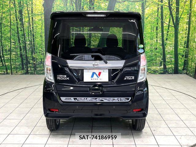 Nissan DAYZ ROOX 2018-10 8626464-14