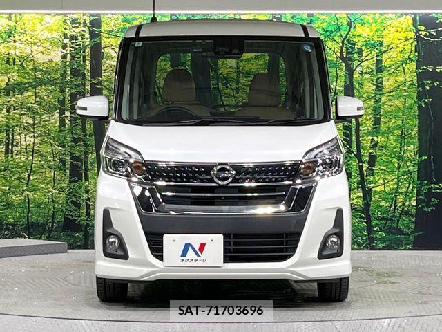 Nissan DAYZ ROOX 2018-05 8626456-13
