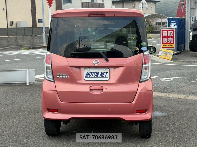 Nissan DAYZ ROOX 2017-08 8626468-18