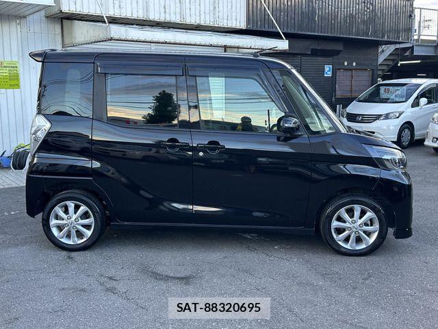 Nissan DAYZ ROOX 2017-09 8626474-5