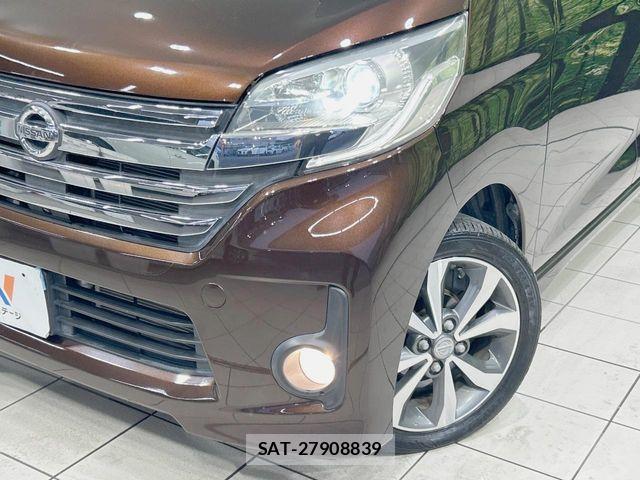 Nissan DAYZ ROOX 2015-09 8626469-11