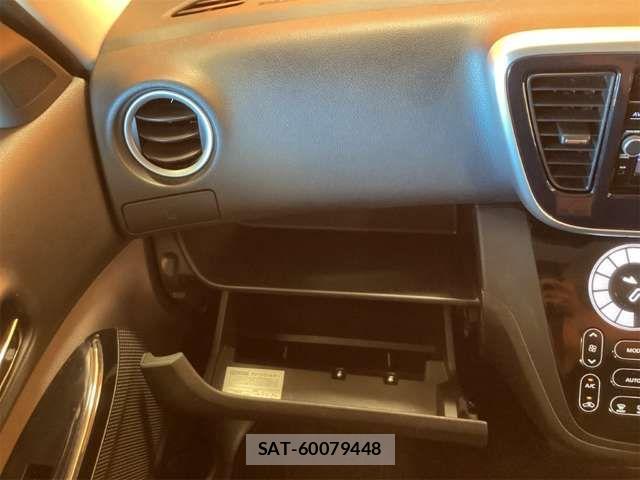 Nissan DAYZ ROOX 2017-08 8626459-12