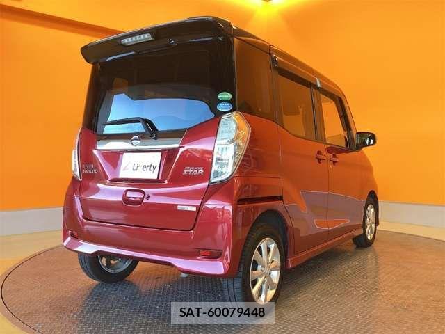 Nissan DAYZ ROOX 2017-08 8626459-19