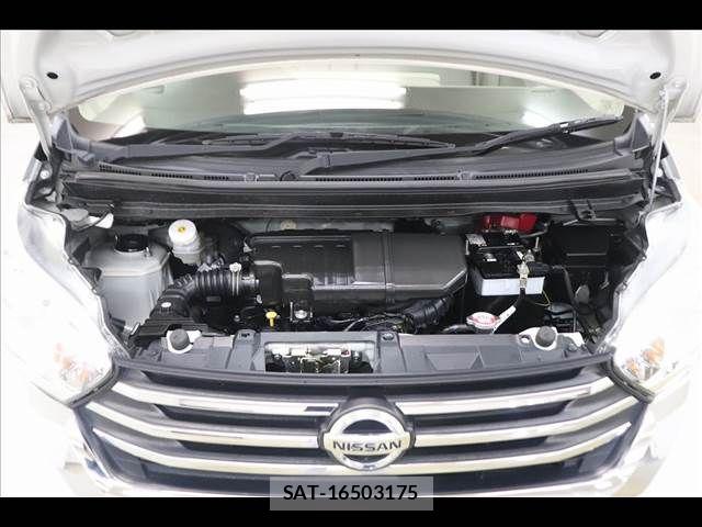 Nissan DAYZ ROOX 2018-09 8658729-24