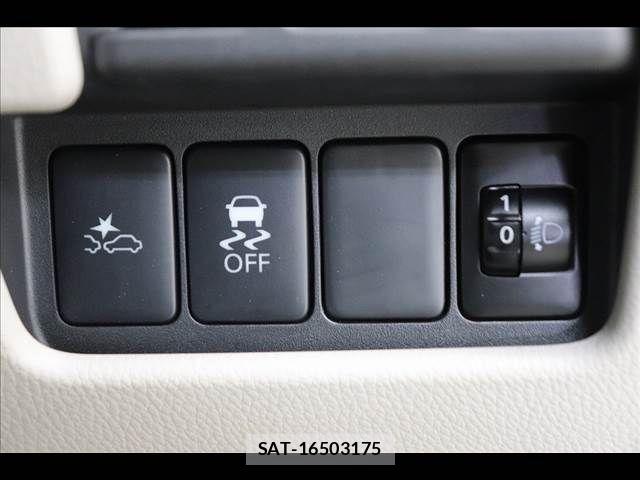 Nissan DAYZ ROOX 2018-09 8658729-5