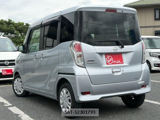 Nissan DAYZ ROOX 2017-10 8685447-2