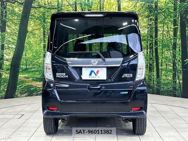 Nissan DAYZ ROOX 2016-02 8795771-14