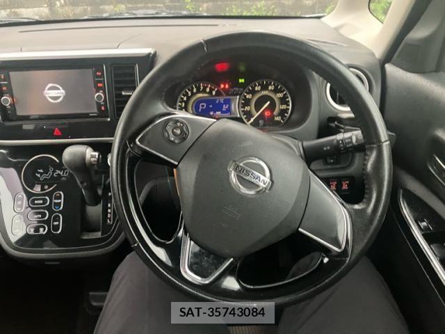 Nissan DAYZ ROOX 2019-09 8828663-17