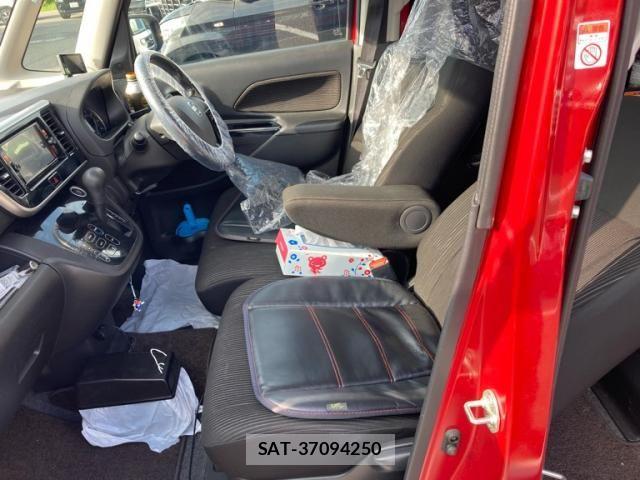 Nissan DAYZ ROOX 2016-01 8828695-14