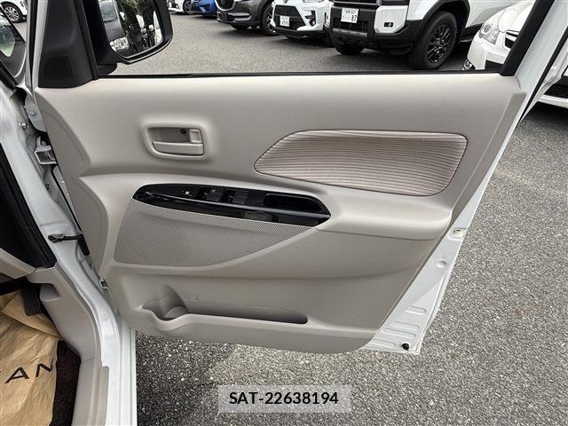 Nissan DAYZ ROOX 2015-05 8828683-19