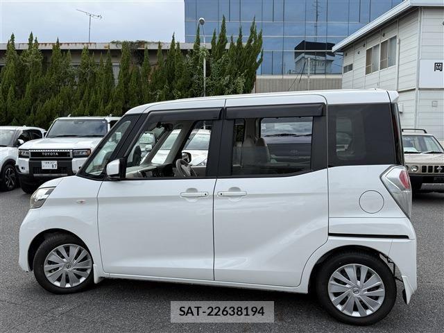 Nissan DAYZ ROOX 2015-05 8828683-7