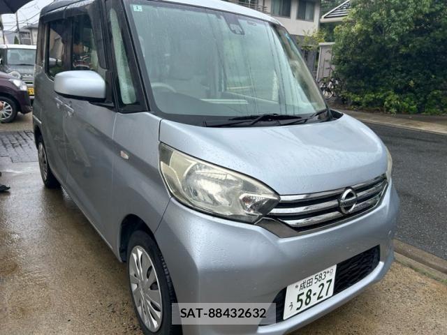Nissan DAYZ ROOX 2016-01 8828700-0