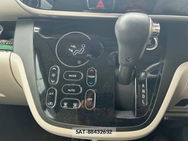 Nissan DAYZ ROOX 2016-01 8828700-21