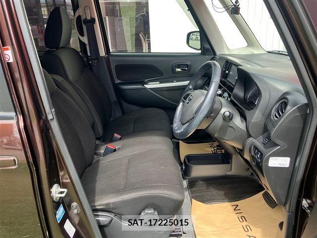 Nissan DAYZ ROOX 2015-09 8828682-10