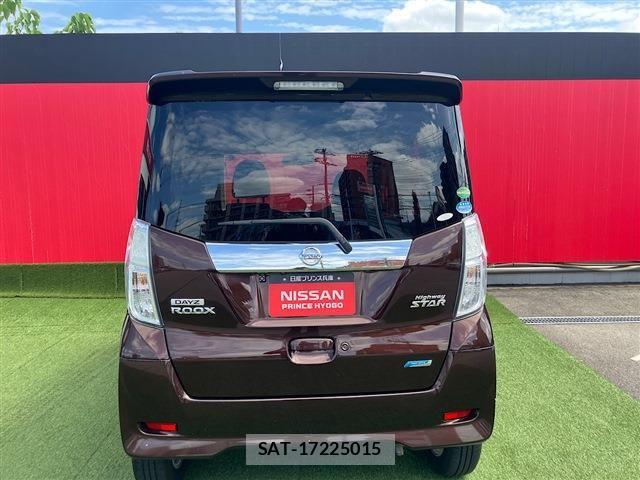 Nissan DAYZ ROOX 2015-09 8828682-6