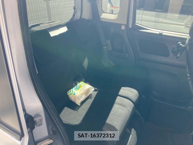 Nissan DAYZ ROOX 2014-02 8828698-12